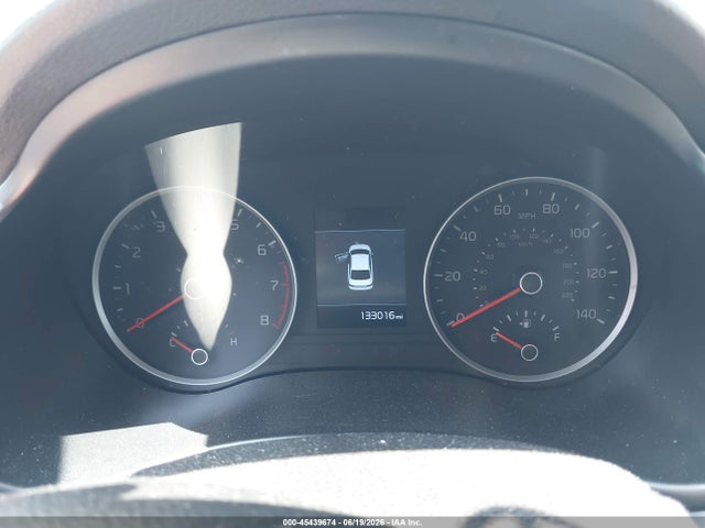 صورة 7 لـ 2019 KIA RIO S