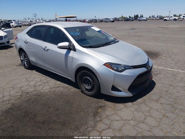 صورة 1 لـ 2017 Toyota COROLLA LE