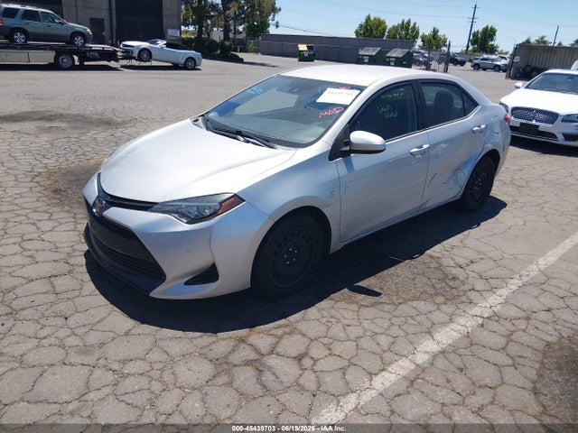 صورة 2 لـ 2017 Toyota COROLLA LE