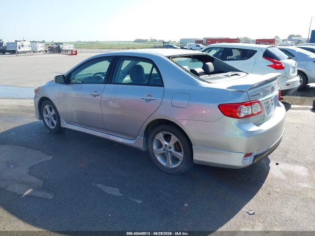صورة 3 لـ 2012 Toyota COROLLA S