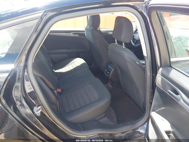 صورة 8 لـ 2020 FORD FUSION HYBRID SE
