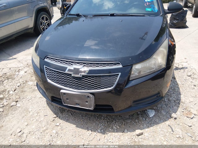 صورة 6 لـ 2014 Chevrolet CRUZE LS AUTO