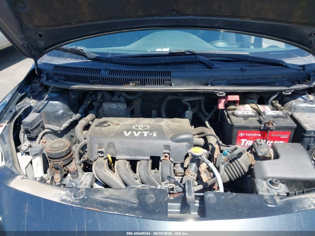 2010 Toyota YARIS 照片 10