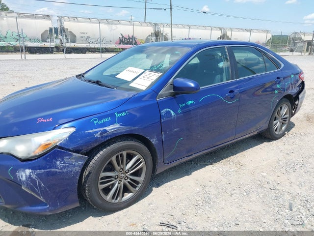 2015 Toyota CAMRY SE — фото 6