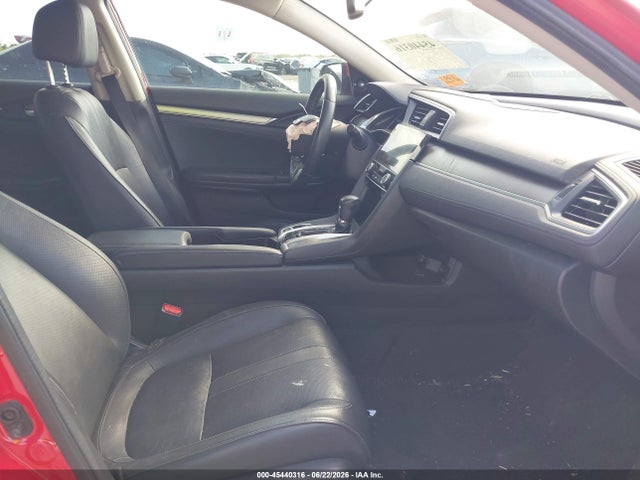 صورة 5 لـ 2018 Honda CIVIC TOURING