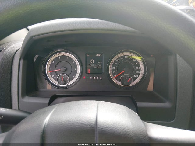 صورة 7 لـ 2018 RAM 1500 TRADESMAN 4X2 5'7 BOX