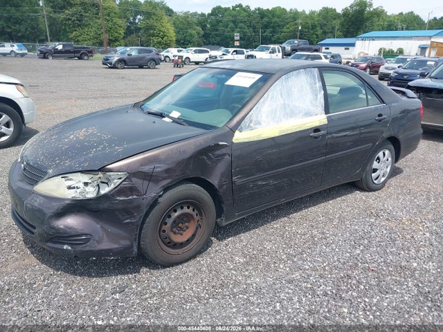 2002 Toyota CAMRY LE photo 2