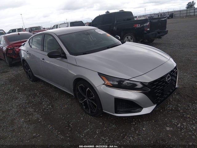 2023 NISSAN ALTIMA SR FWD