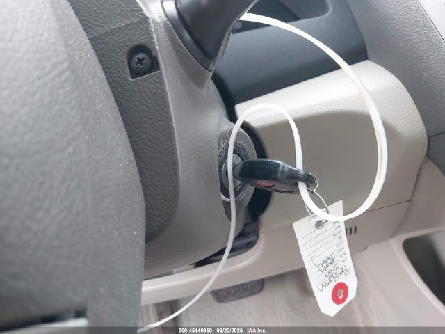 2009 Toyota CAMRY LE thumbnail 11