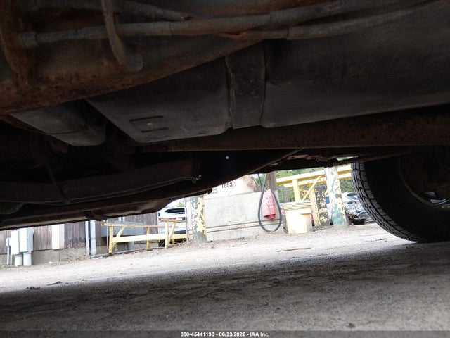 صورة مصغرة 12 لـ 2003 Chevrolet SILVERADO 1500HD LS