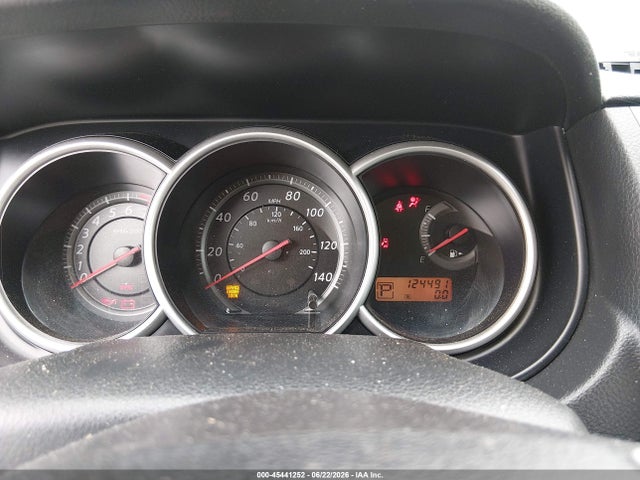 2010 Nissan VERSA 1.8S — фото 7
