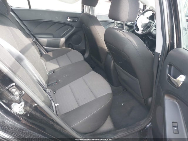 2017 KIA FORTE S — фото 8