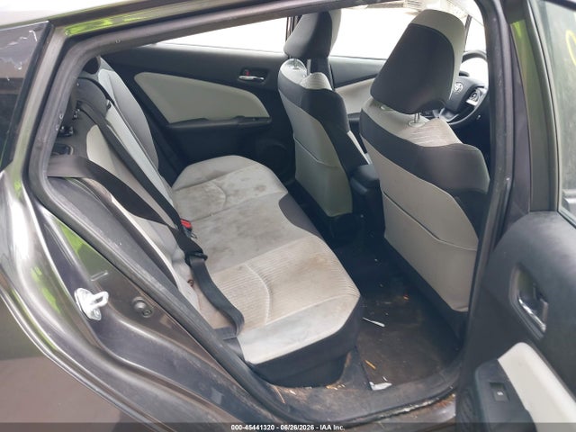 2016 Toyota PRIUS TWO — фото 8