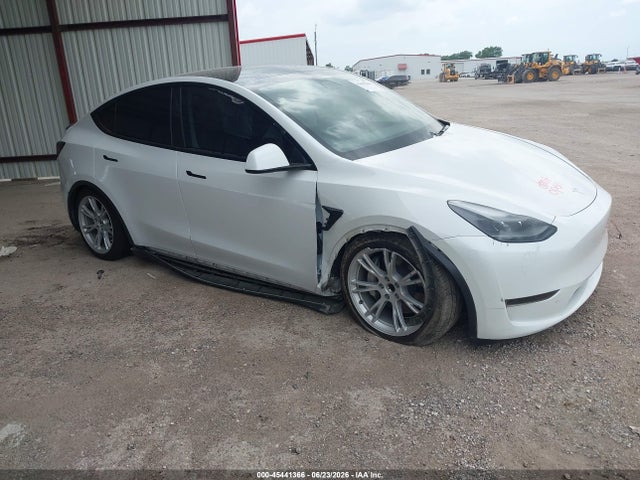 2024 TESLA MODEL Y LONG RANGE SINGLE MOTOR REAR-WHEEL DRIVE/RWD
