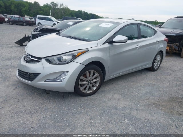 صورة 2 لـ 2015 Hyundai ELANTRA SE