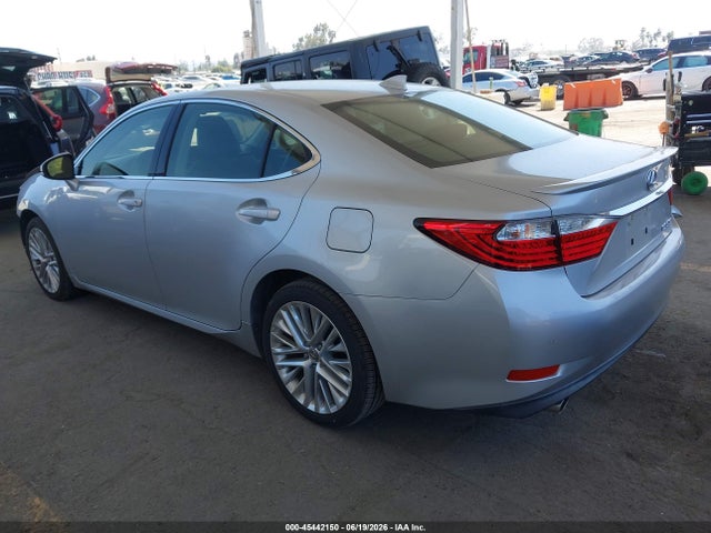 صورة 3 لـ 2015 Lexus ES 350