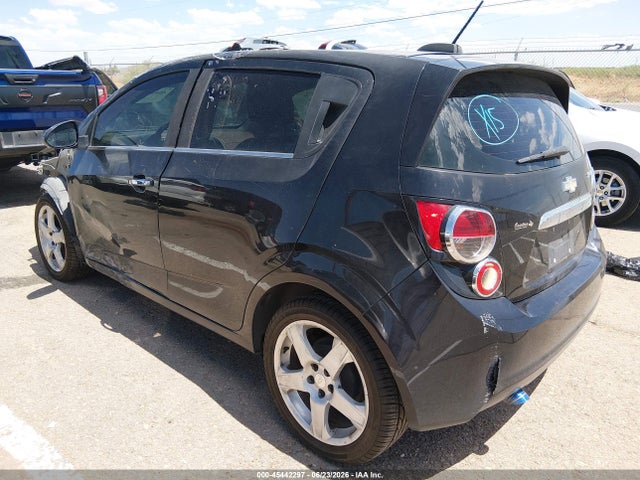 2015 Chevrolet SONIC LTZ AUTO — фото 3