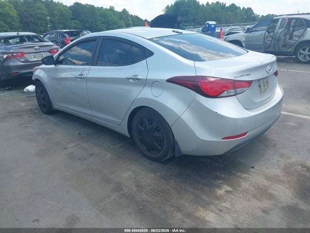 صورة 3 لـ 2016 Hyundai ELANTRA SE