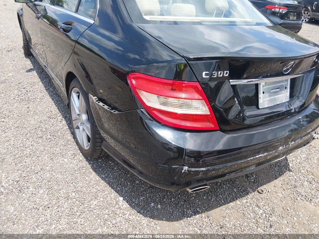 صورة 6 لـ 2011 Mercedes-BENZ OTHERS