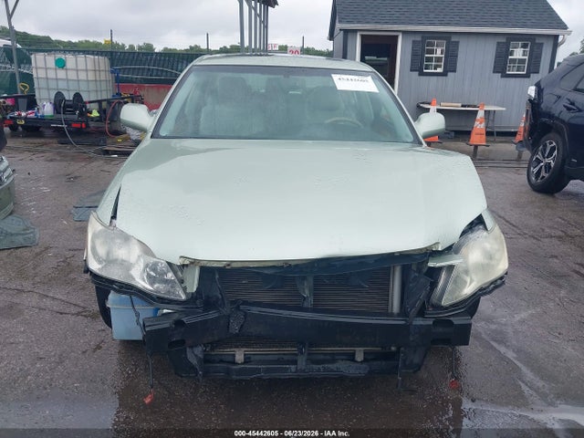 2005 Toyota AVALON XLS 缩略图 13