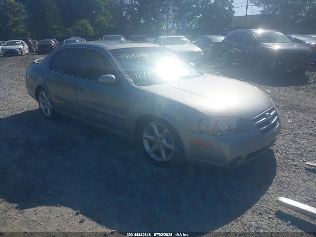 2002 NISSAN MAXIMA SE
