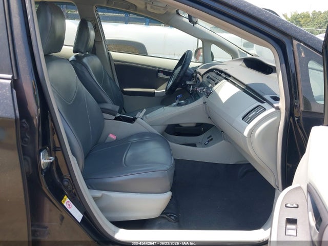 2011 Toyota PRIUS TWO 照片 5