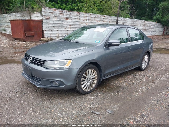 صورة 2 لـ 2013 Volkswagen JETTA 2.0L TDI