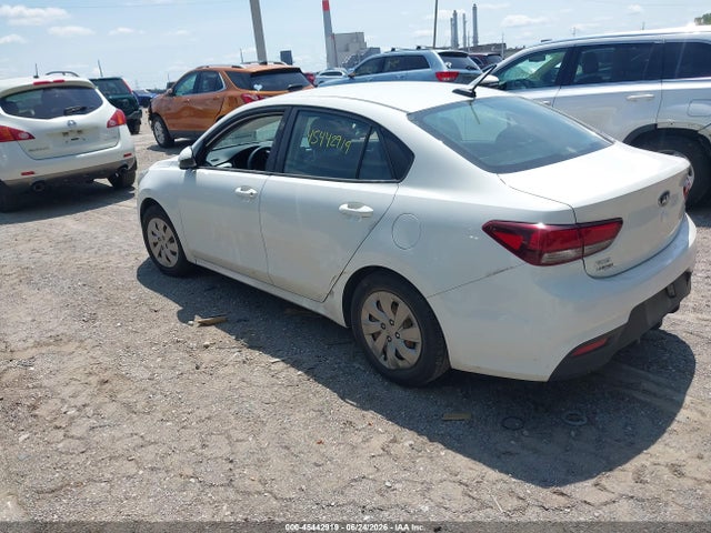 صورة 3 لـ 2018 KIA RIO S