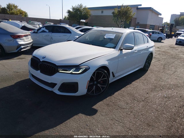 صورة 2 لـ 2023 BMW 540 I