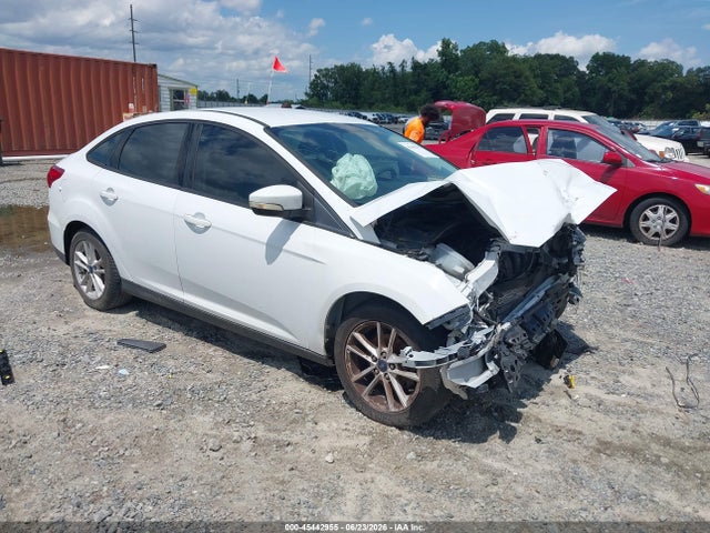 2017 FORD FOCUS SE 照片 1