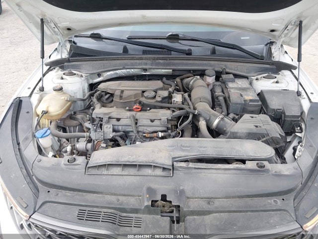 صورة 10 لـ 2021 KIA K5 GT-LINE
