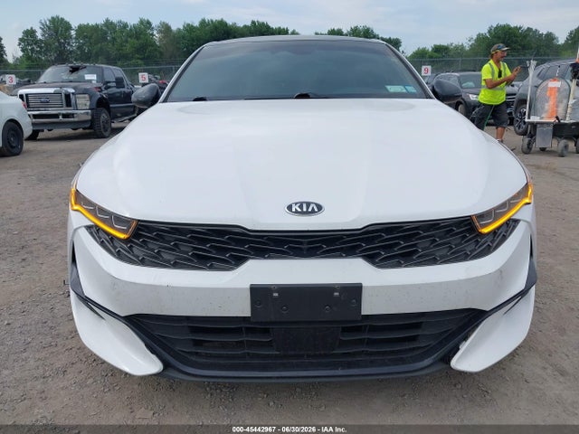2021 KIA K5 GT-LINE — миниатюра 12
