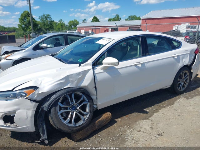 صورة 6 لـ 2019 FORD FUSION SEL
