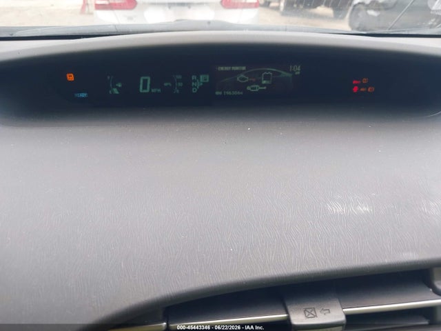 صورة مصغرة 7 لـ 2014 Toyota PRIUS THREE