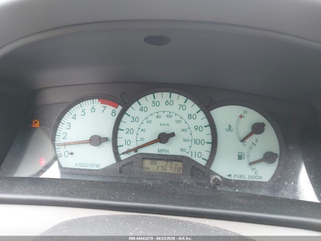 2003 Toyota COROLLA LE photo 7