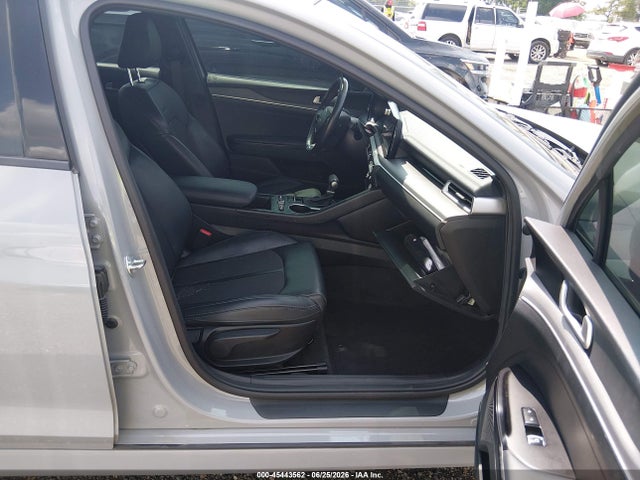 صورة 5 لـ 2024 KIA K5 GT-LINE