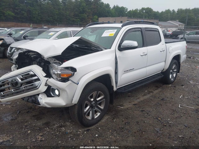 2018 Toyota TACOMA LIMITED 照片 2