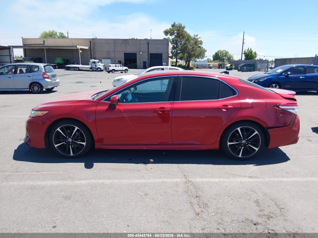 2020 Toyota CAMRY XSE thumbnail 14