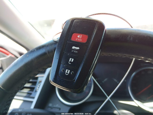 2020 Toyota CAMRY XSE thumbnail 11