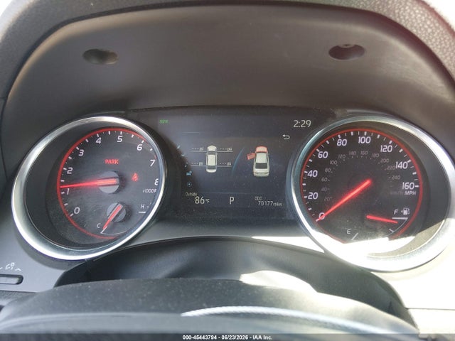 صورة 7 لـ 2020 Toyota CAMRY XSE