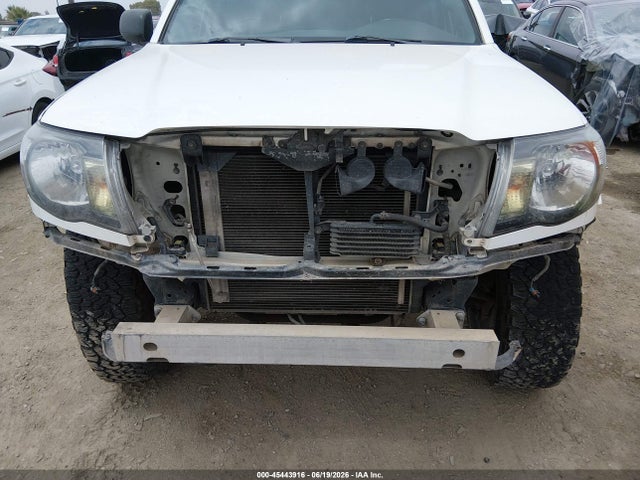 2009 Toyota TACOMA PRERUNNER V6 photo 6