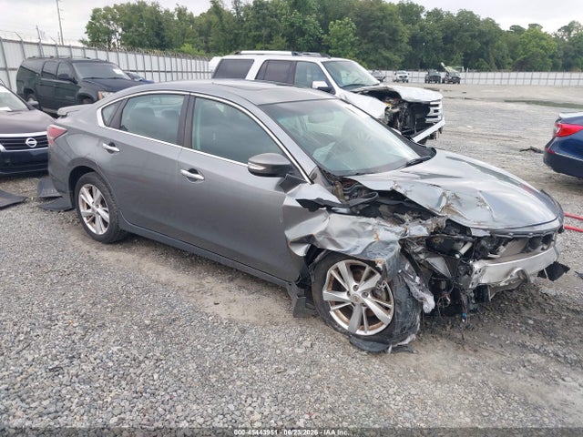 2015 Nissan ALTIMA 2.5 SV 照片 1