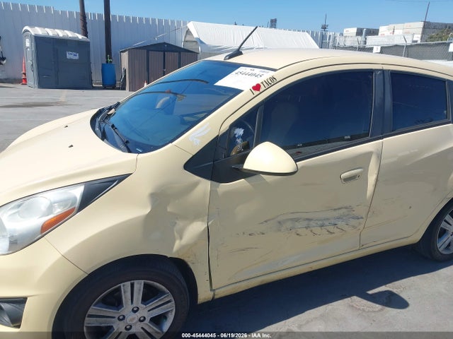 صورة 6 لـ 2013 Chevrolet SPARK 1LT AUTO
