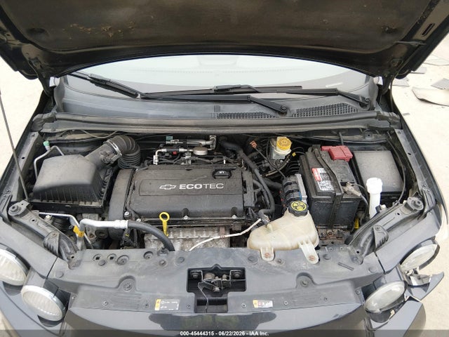 صورة 10 لـ 2013 Chevrolet SONIC LT AUTO