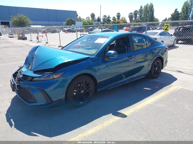 2026 Toyota CAMRY SE photo 2
