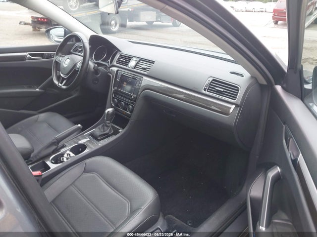 صورة 5 لـ 2017 Volkswagen PASSAT 1.8T SE