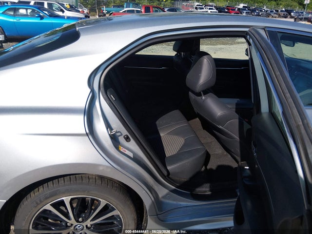2018 Toyota CAMRY SE 照片 8