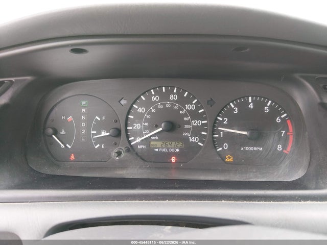 2001 Toyota CAMRY LE 照片 7