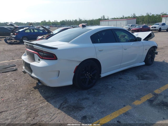 صورة 4 لـ 2019 Dodge CHARGER SCAT PACK RWD