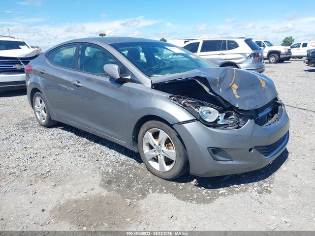 2013 HYUNDAI ELANTRA GLS